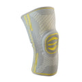 Cotton mountaineering knee pads in green colour with kneecap protective design