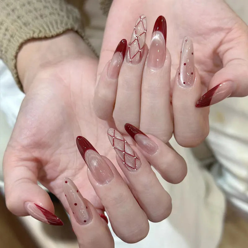 Sweet Girl fake nails in assorted colours with classic round shape for short natural nails