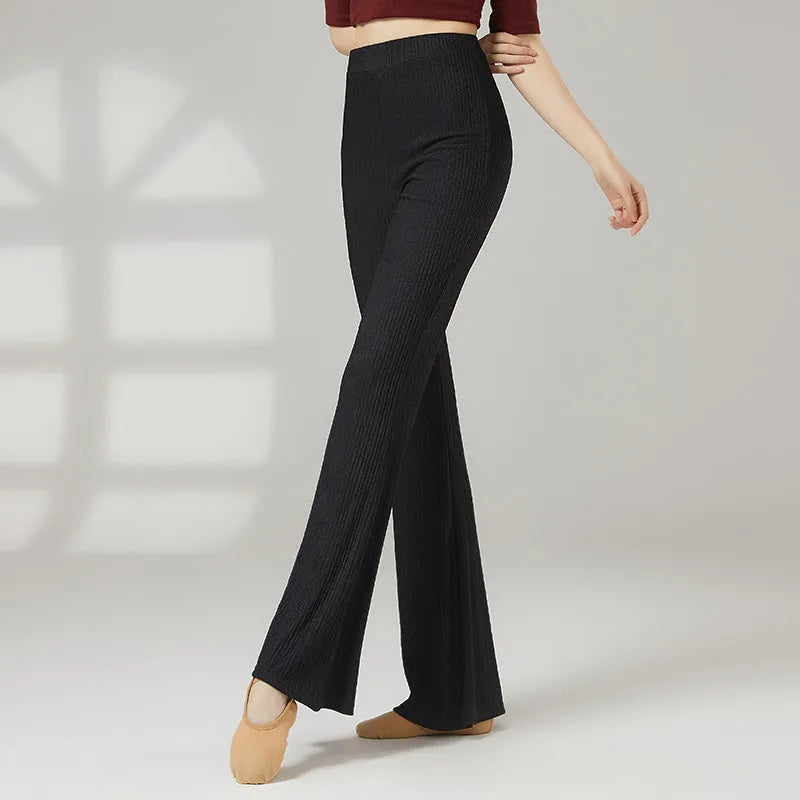 Solid-colour polyester dance practice trousers for women, shown in beige apricot, for ballet and contemporary training.