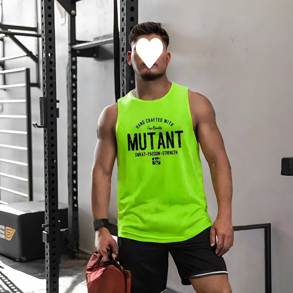 Men's loose grey polyester fitness tank top for outdoor training