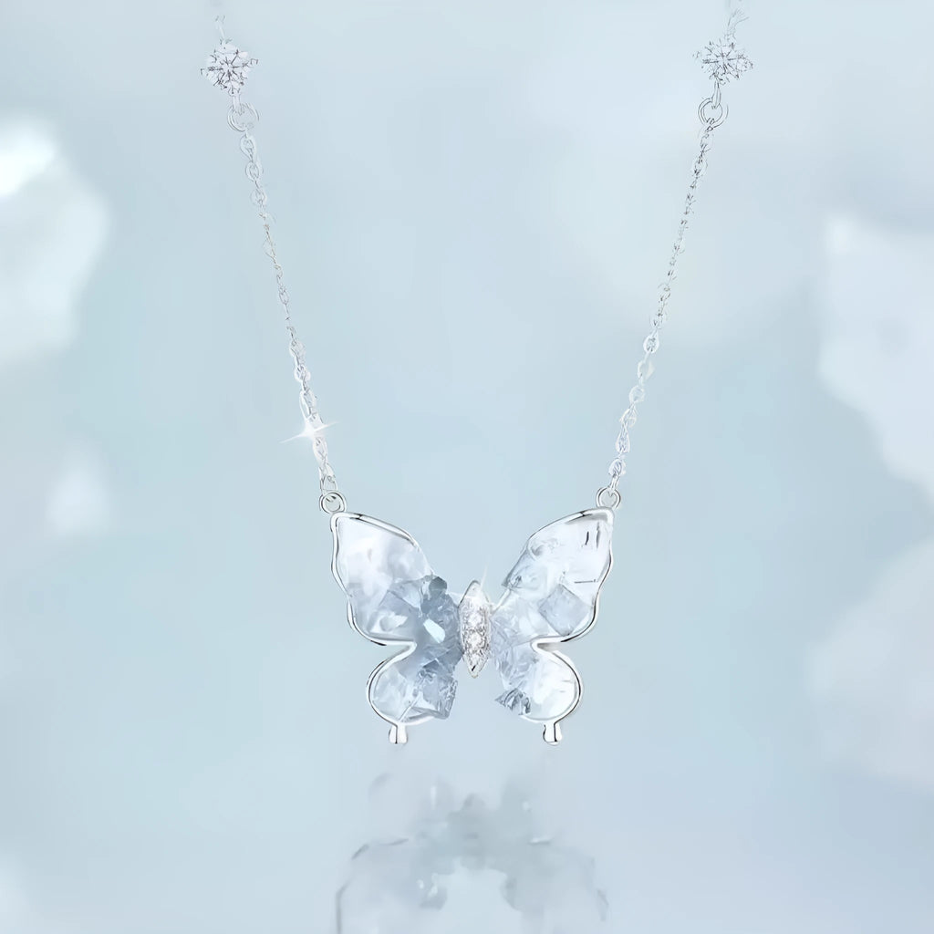 925 silver butterfly clavicle chain necklace with adjustable 41-50cm chain and ice rain pendant design