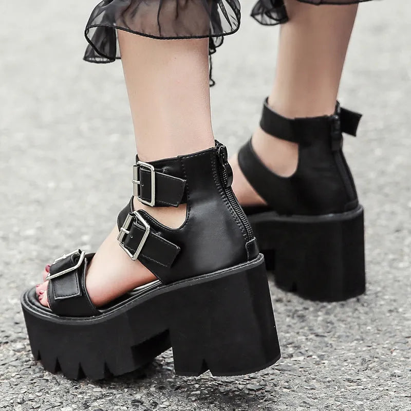 Black women's punk Harajuku street sandals with chunky heels, thick platform soles, round toes, decorative buckle, and back zipper closure