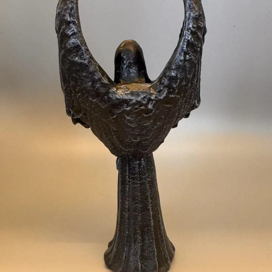 Dark Angel resin craft statue ornament measuring 6.5 by 5 by 17 centimetres