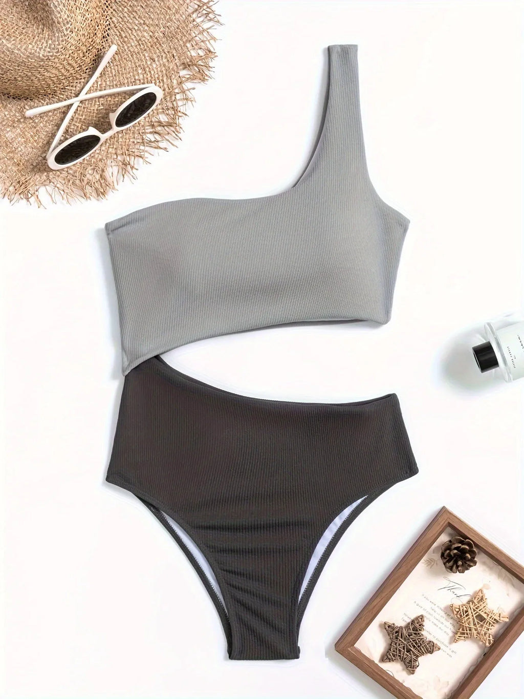 Women's one-shoulder one-piece swimsuit in solid colour polyester fabric