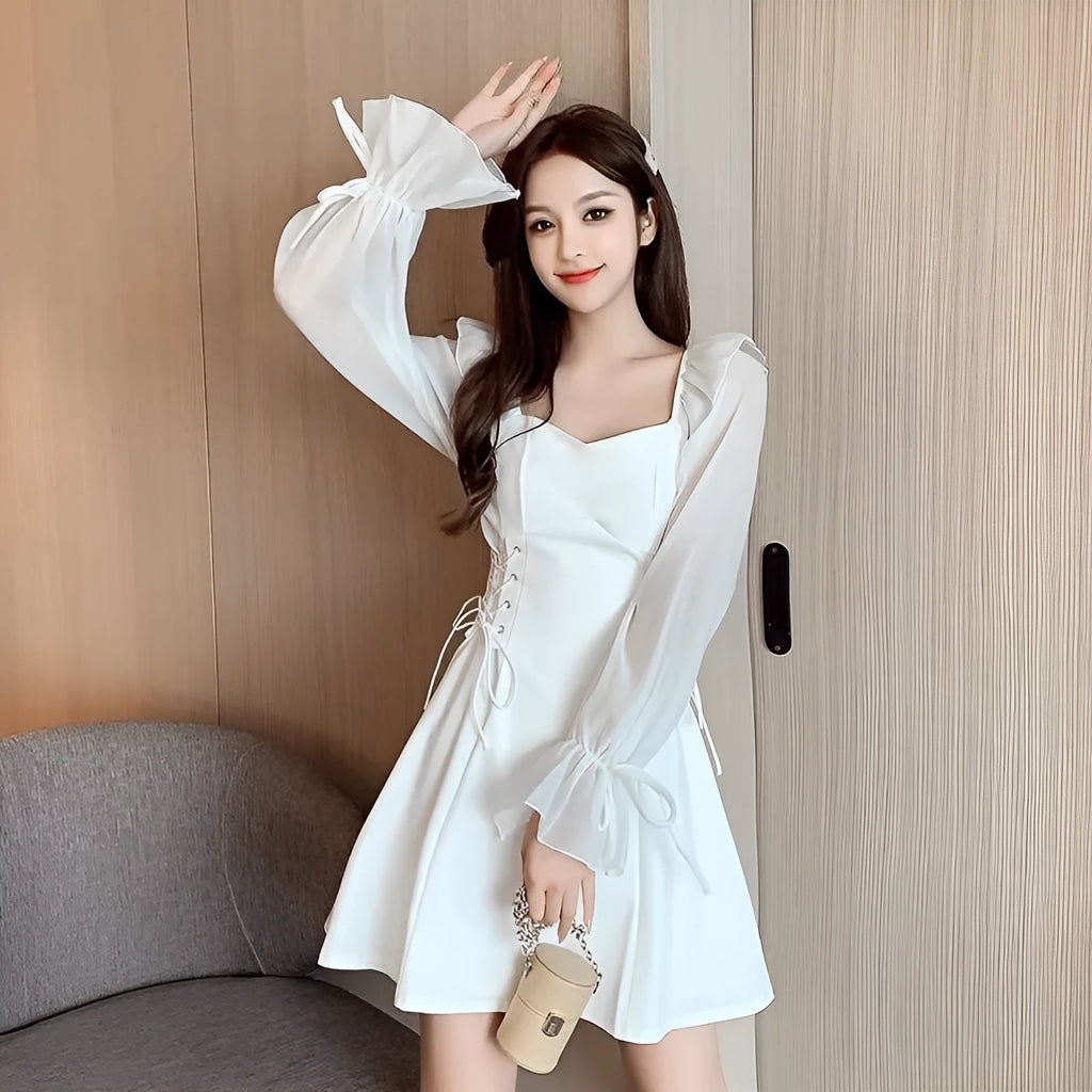 White chiffon patchwork women's dress with waist-slimming design and long sleeves