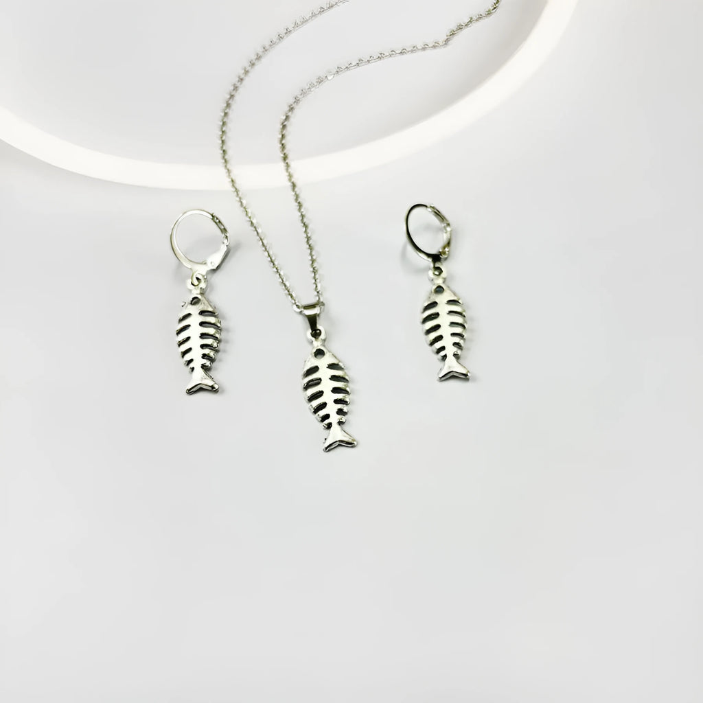 Fishbone motif pendant necklace with matching earrings on adjustable O-shaped alloy chain