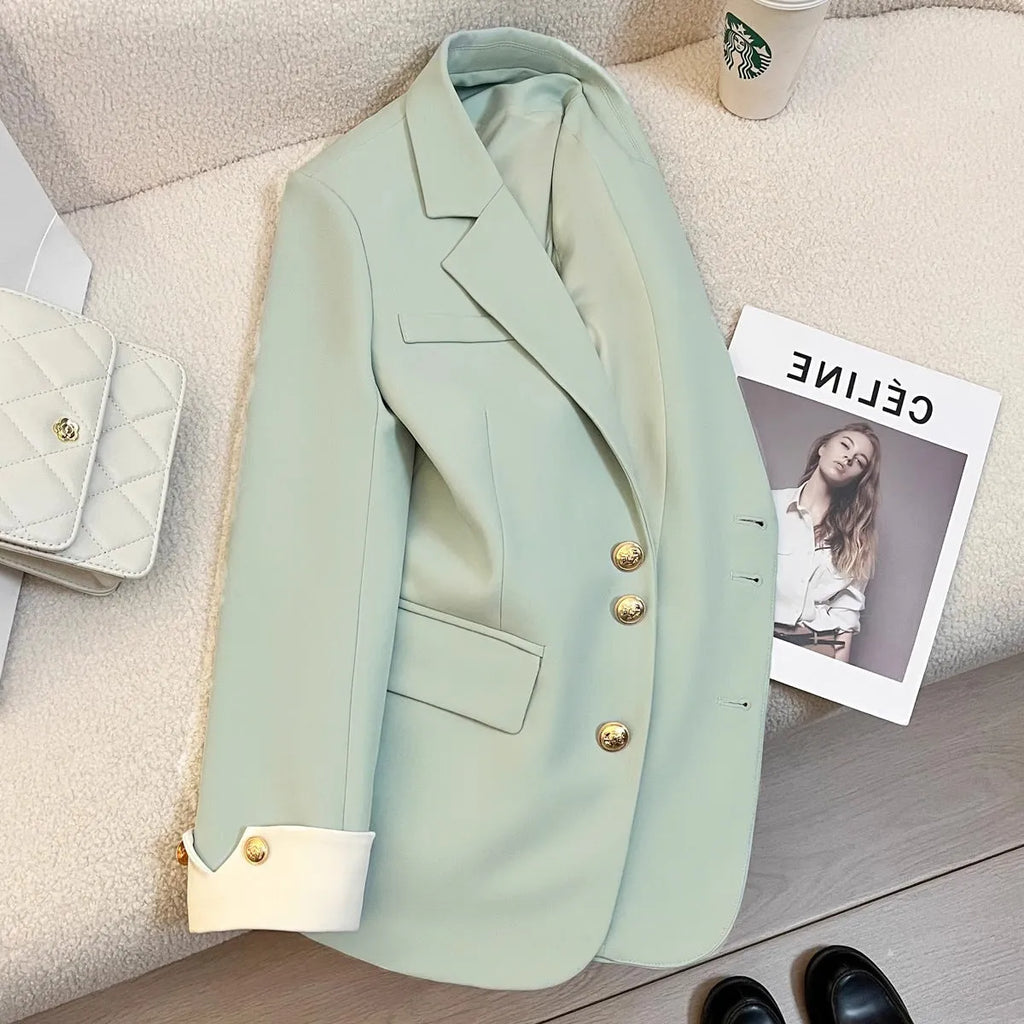 Women's loose fit Korean-style coat in milky white with pockets and long sleeves