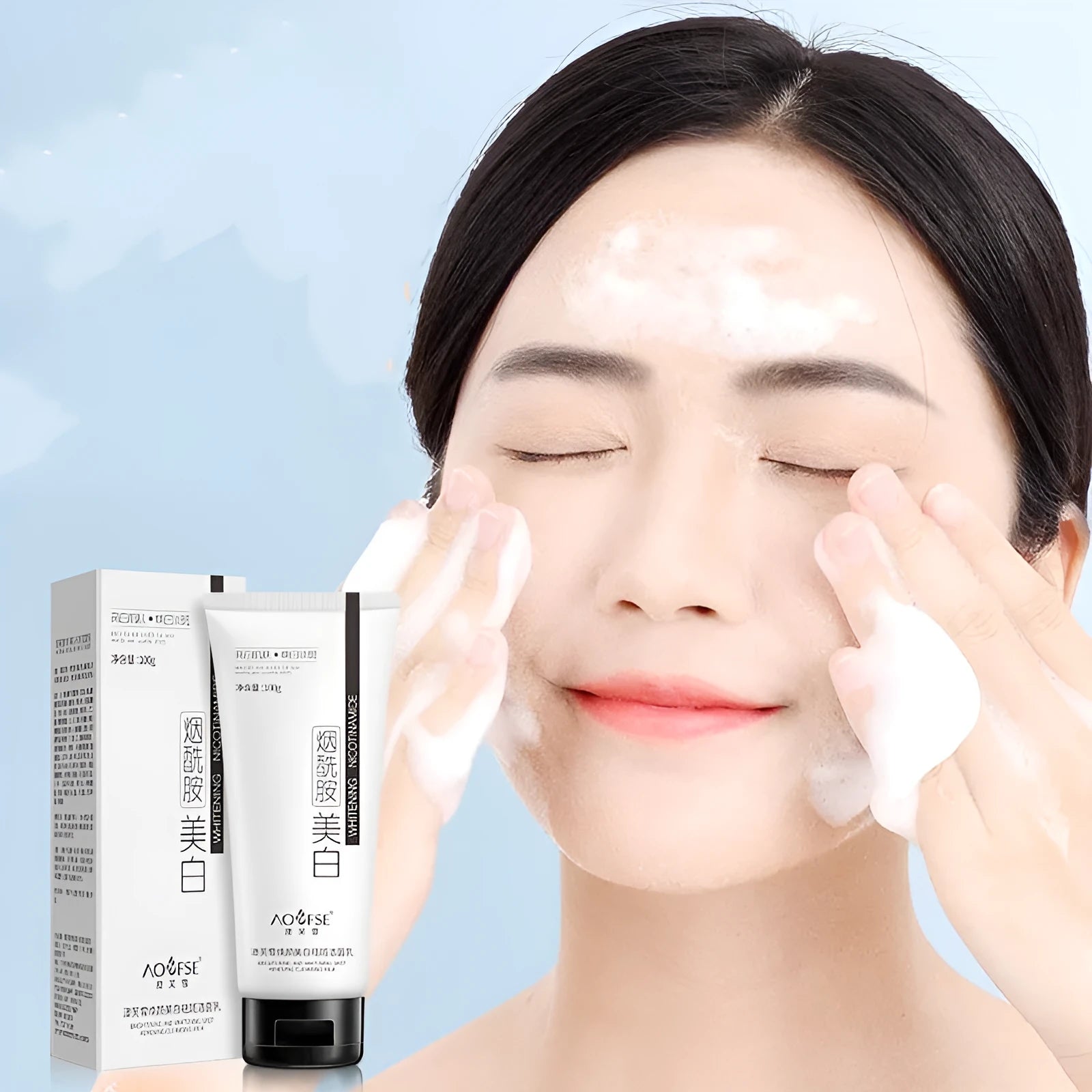 White 100ml whitening and freckle removing facial cleanser bottle for universal use by men and women