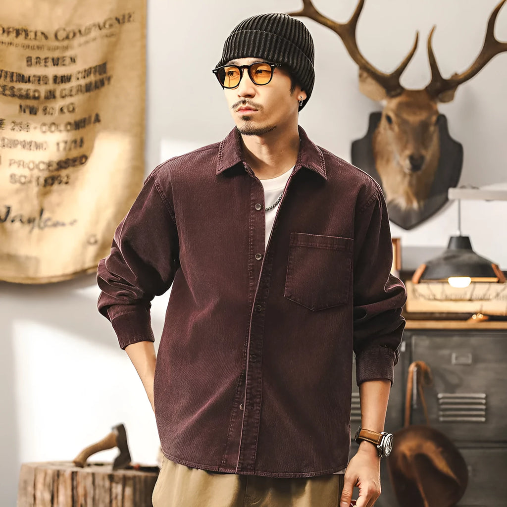 Men's retro corduroy shirt jacket in loose fit available in black or red colours