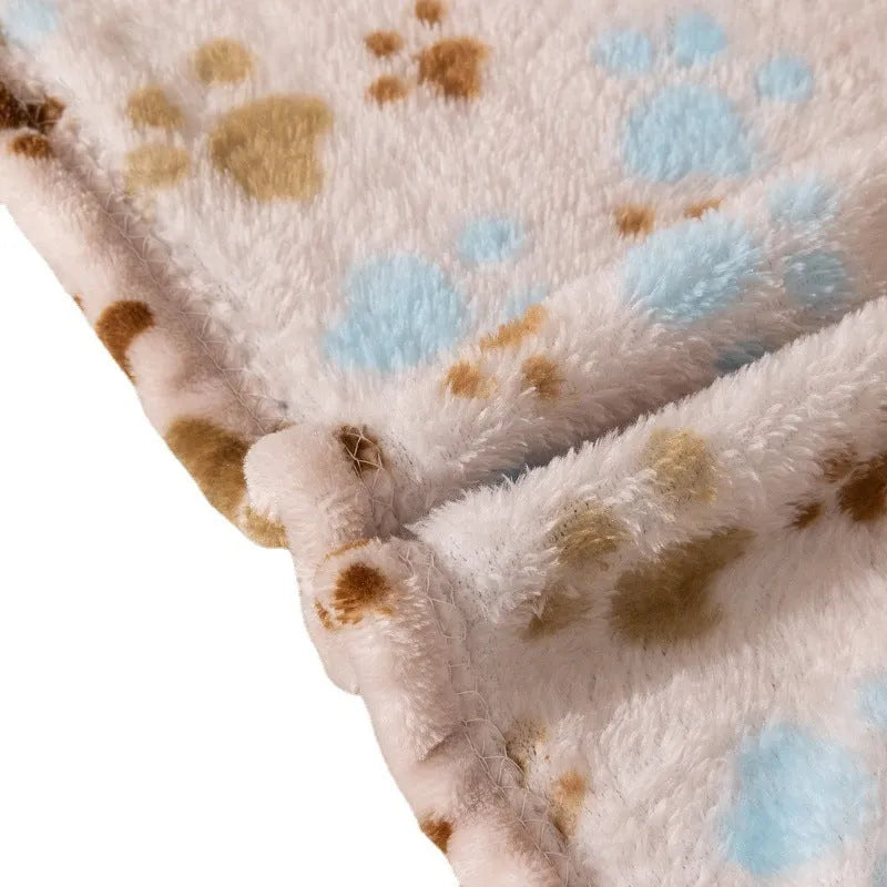 Double-sided thickened pet blanket with cartoon dog pattern in blue or khaki colours